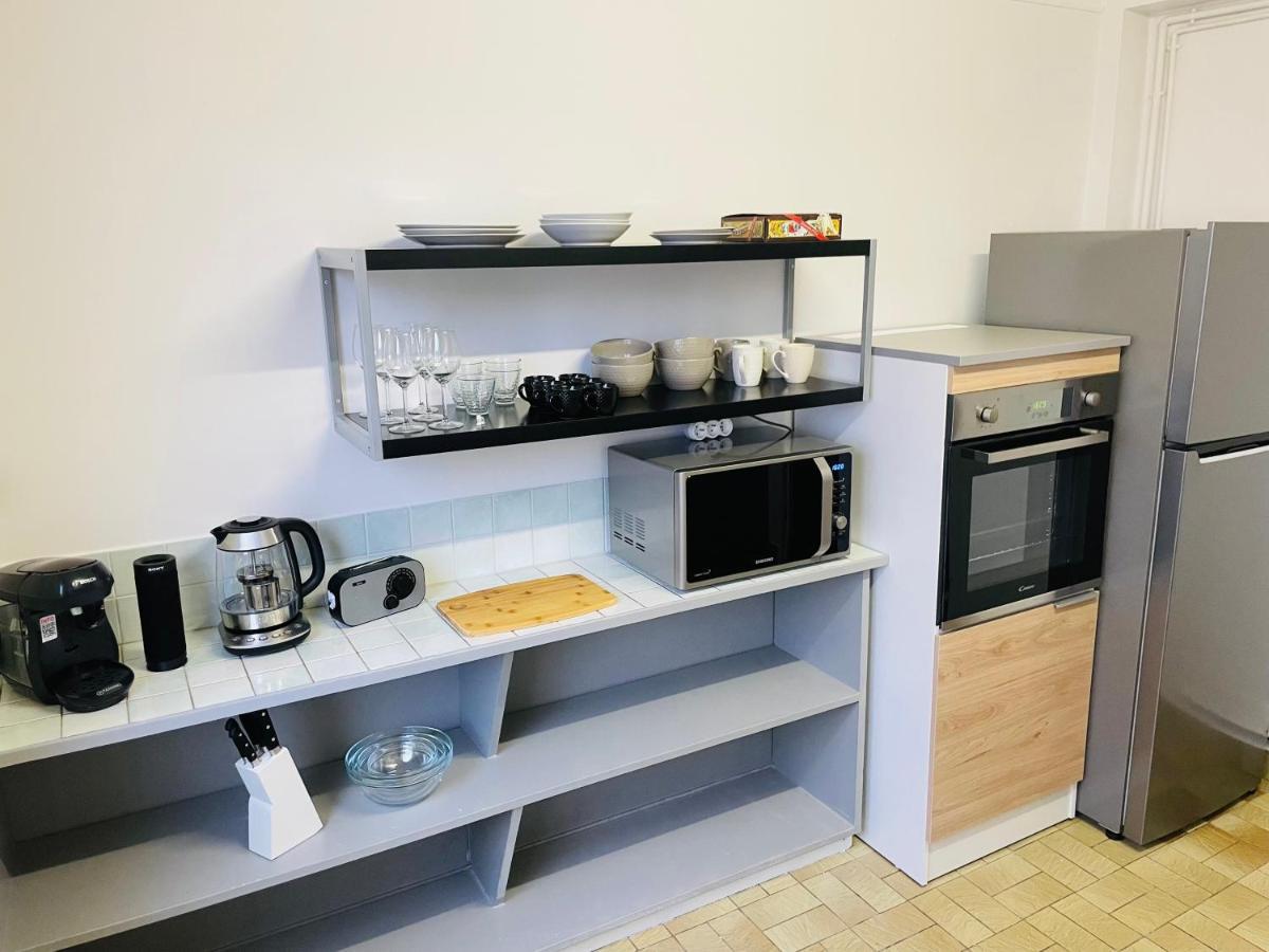 Charmant Appartement De Coeur De Ville - 2 Chambres Lits Queen Size - Netflix - Wifi Cherbourg-en-Cotentin Kültér fotó